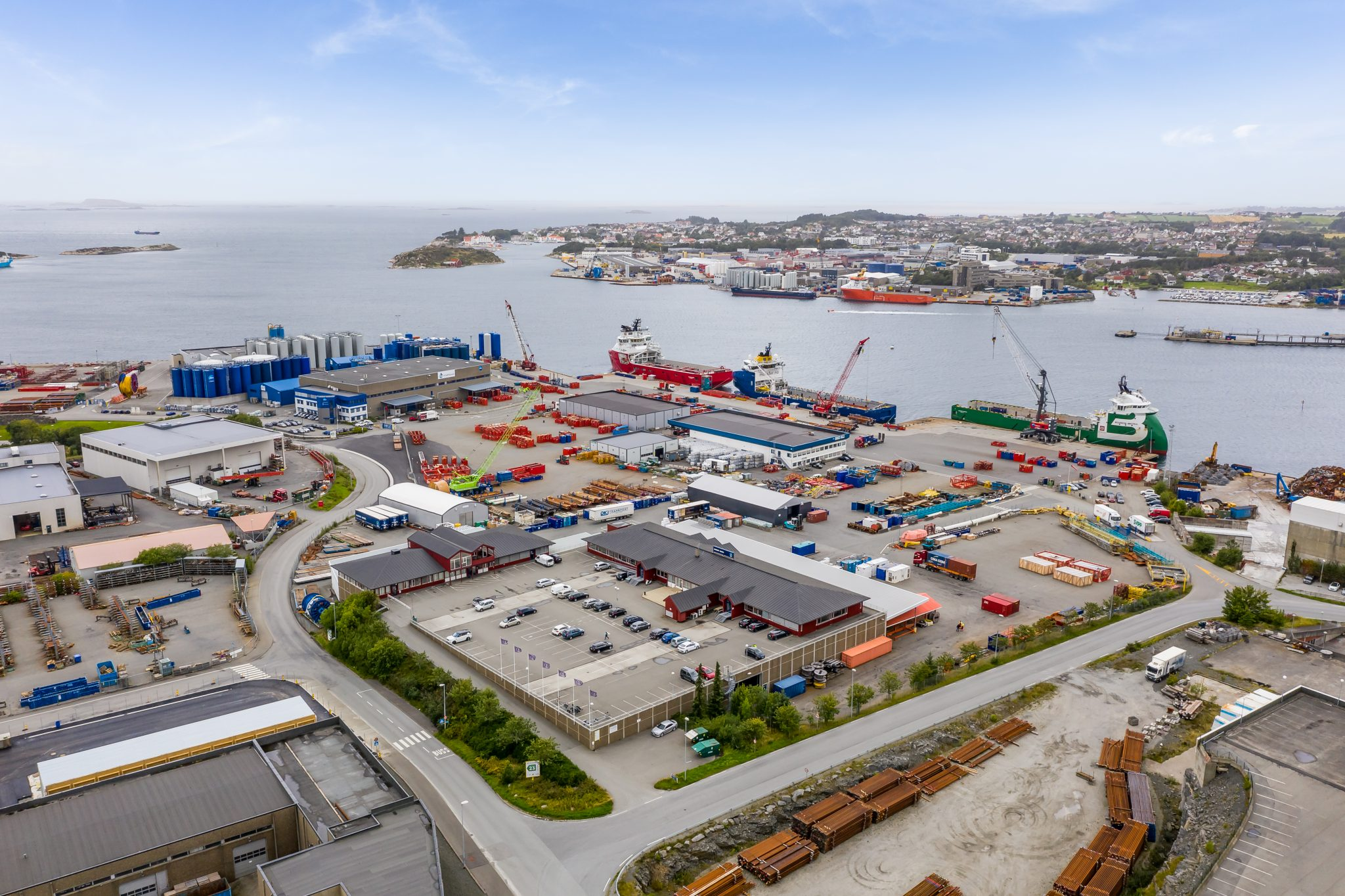Logistikk og godshåndtering ved Risavika Havn i Stavanger